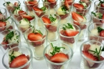 Melone mit Schinken im Glas
